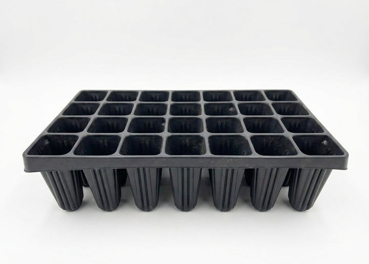 Nutley’s Extra Large Plug Plant Root Grower: Select Cells and Quantity